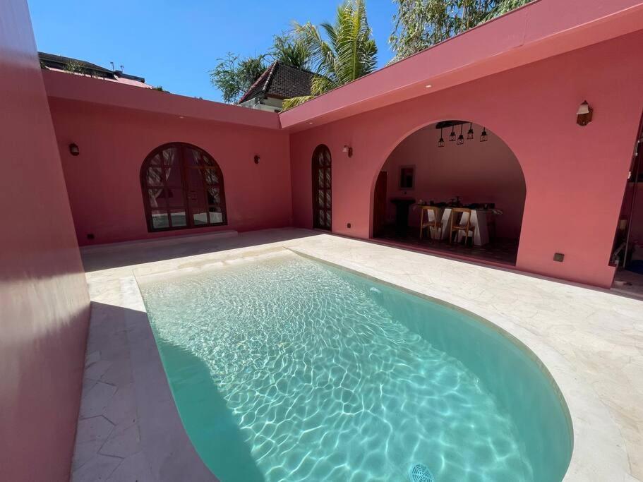 Va Villa Jimbaran Esterno foto